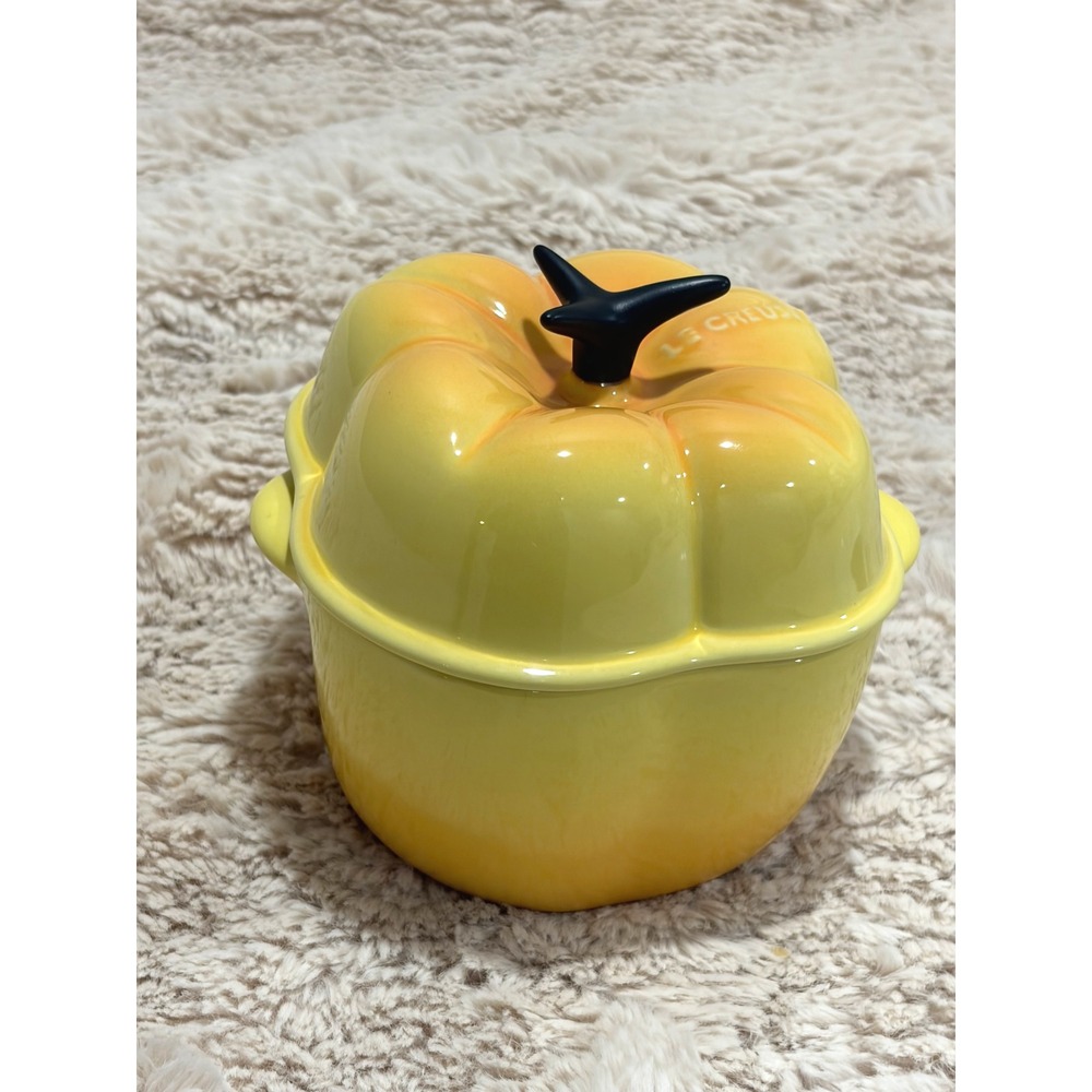 Le Creuset Yellow Bell Pepper Mini Cocotte New in Box Cottagecore Kitsch